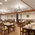 Click Hotel Jaipur, Raja Park